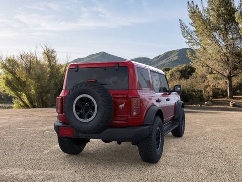 New 2026 Ford Bronco Outer Banks w/ Sasquatch Package AWD/4WD image 8