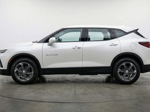 Used 2025 Chevrolet Blazer LT image 5
