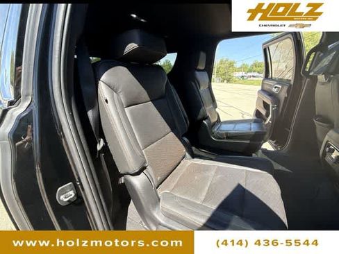 Certified 2022 Chevrolet Suburban High Country w/ Premium Package AWD/4WD image 27