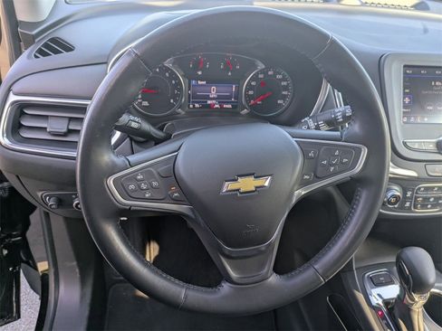 Used 2022 Chevrolet Equinox LT image 17