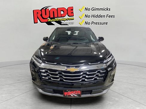 New 2026 Chevrolet Equinox LT w/ Convenience Package II image 2