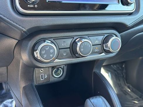 Used 2024 Nissan Versa S w/ S Plus Package image 29