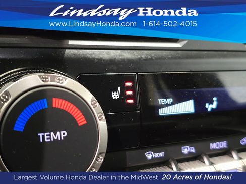 Used 2025 Toyota Tacoma SR5 image 21