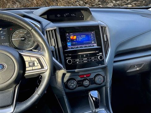 Used 2019 Subaru Crosstrek 2.0i Premium w/ Eyesight System image 6