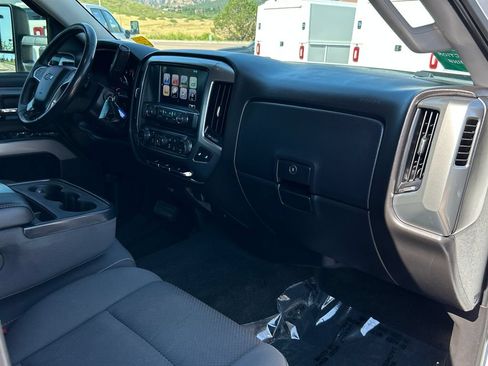 Used 2019 Chevrolet Silverado 1500 LT w/ All Star Edition AWD/4WD image 8