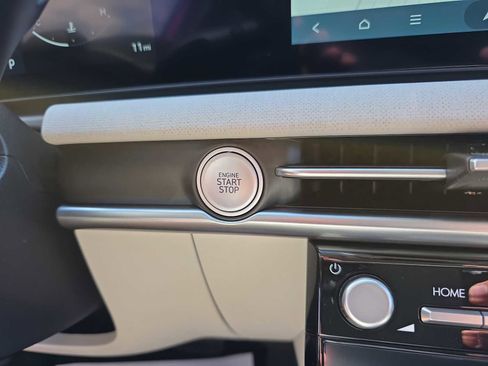 New 2026 Hyundai Tucson SEL image 17