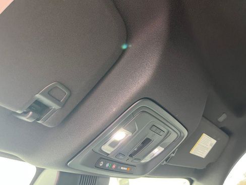 Used 2024 Chevrolet Silverado 2500 ZR2 w/ Technology Package image 17