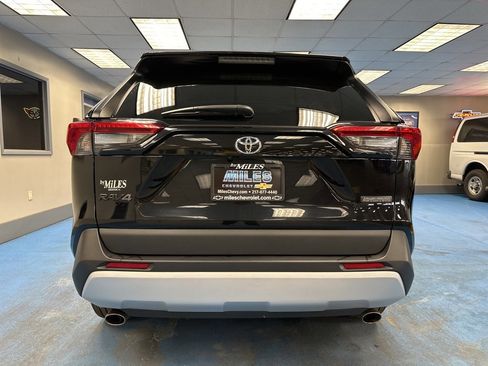 Used 2024 Toyota RAV4 Adventure image 7