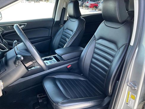 Used 2024 Ford Edge SEL image 22