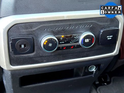 Used 2024 Ford Expedition Max Limited image 21