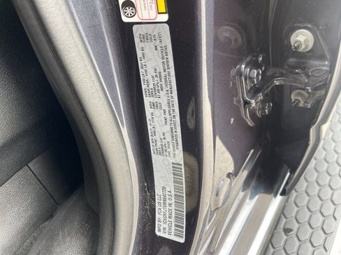 Used 2021 RAM 1500 Laramie AWD/4WD image 31