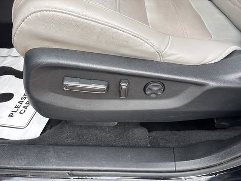 Certified 2020 Honda CR-V EX-L image 6