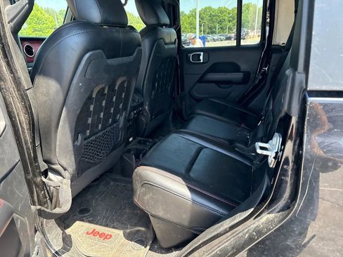 Used 2020 Jeep Gladiator Rubicon AWD/4WD image 13