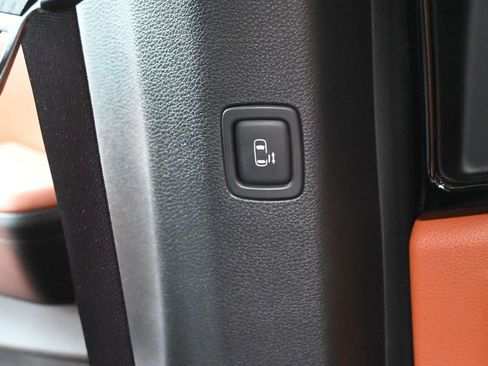 Used 2023 Kia Carnival SX FWD image 28