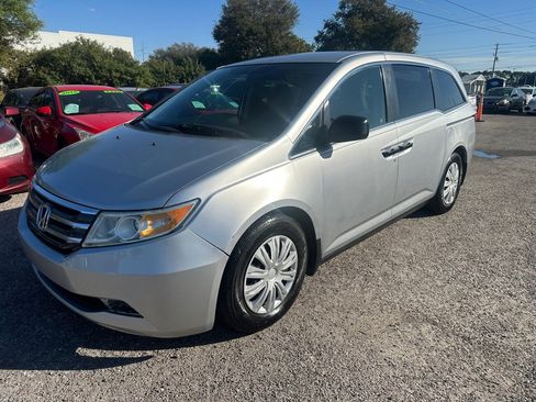 Used 2012 Honda Odyssey LX image 1