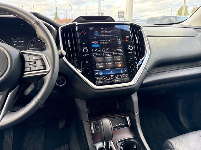 Used 2025 Subaru Ascent Touring w/ Popular Package #1 AWD/4WD image 22