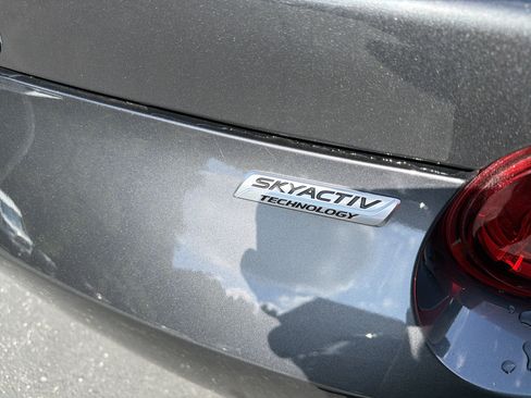 Used 2016 MAZDA MX-5 Miata Grand Touring RWD image 12