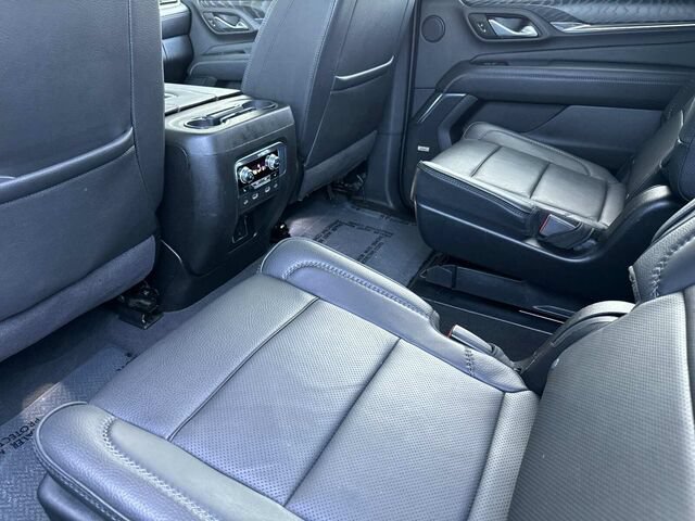 Used 2023 GMC Yukon XL Denali w/ Denali Reserve Package AWD/4WD image 13