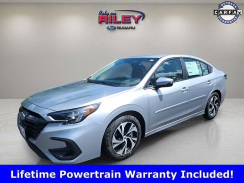 Used 2025 Subaru Legacy Premium AWD/4WD image 1