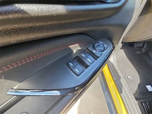 Used 2025 Chevrolet Trax RS w/ Driver Confidence Package image 22