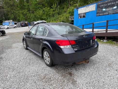 Used 2013 Subaru Legacy 2.5i AWD/4WD image 9