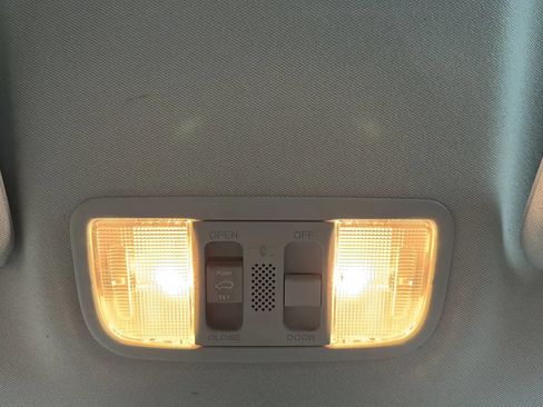 Used 2018 Honda HR-V EX image 25