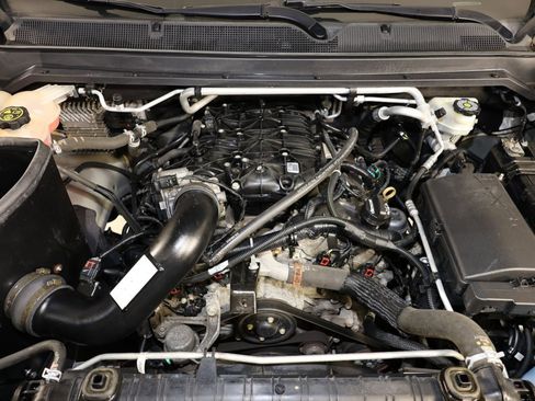 Used 2016 GMC Canyon SLE image 36