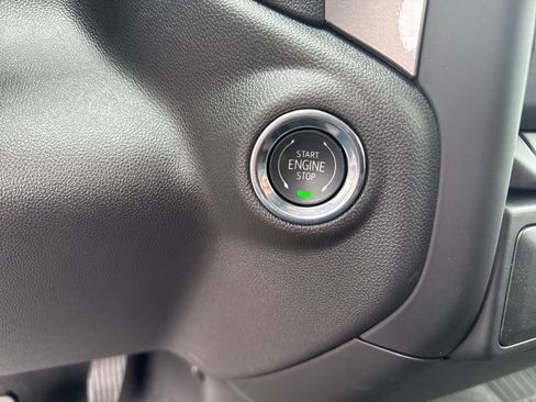 Used 2025 Chevrolet Silverado 1500 Custom w/ Turbomax Blackout Package image 21