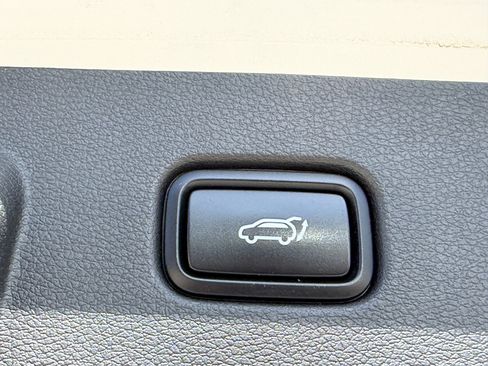 Certified 2023 Kia Sportage SX FWD image 12