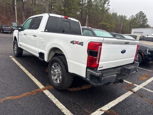 Used 2023 Ford F250 Lariat w/ Lariat Ultimate Package image 5