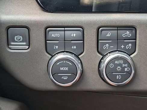 Used 2023 GMC Sierra 1500 SLT w/ SLT Premium Package AWD/4WD image 22