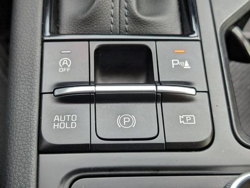 Used 2025 Kia K5 LXS FWD image 18