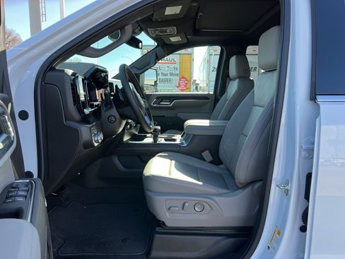 New 2026 GMC Sierra 1500 SLT w/ SLT Premium Package image 14