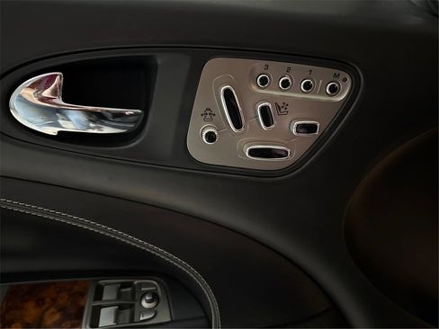 Used 2010 Jaguar XKR R image 22