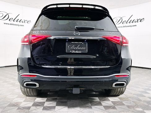 Used 2023 Mercedes-Benz GLE 450 4MATIC w/ AMG Line Exterior image 5