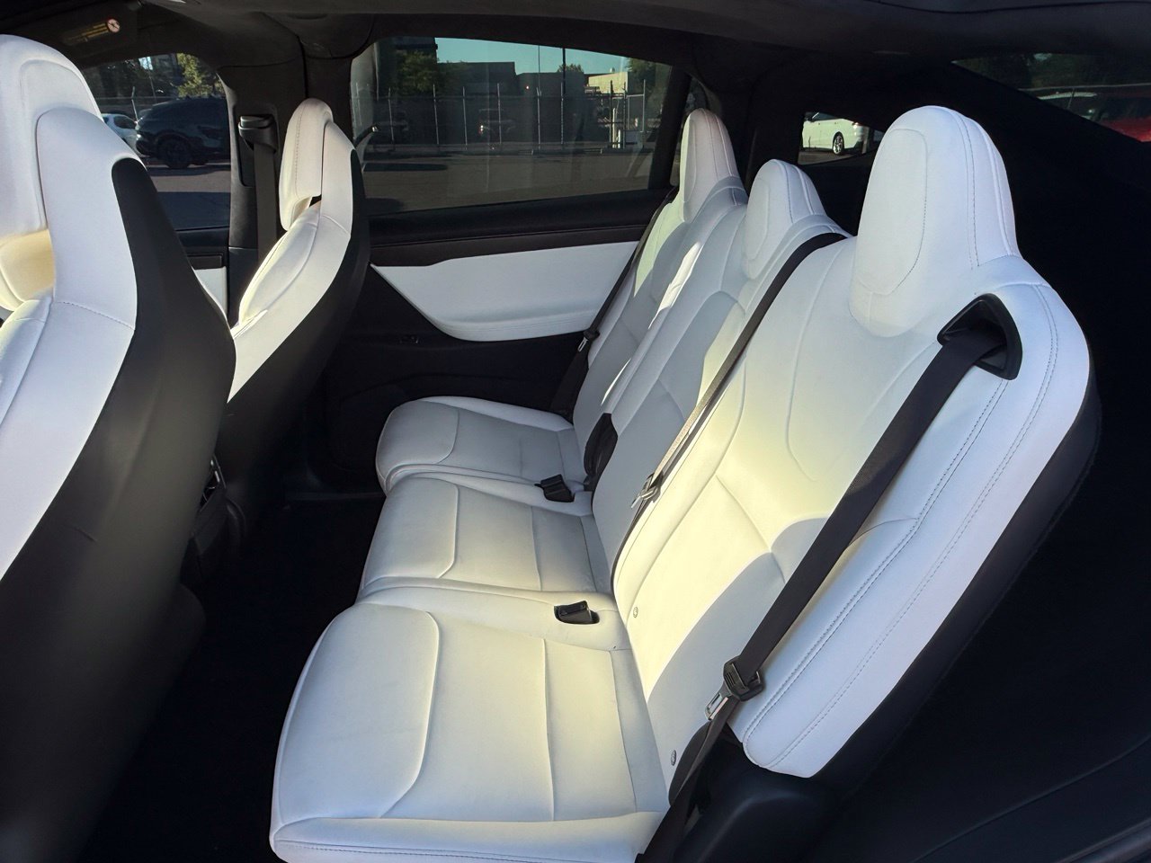 Used 2018 Tesla Model X 75D AWD/4WD image 10