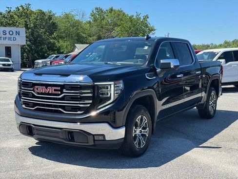 Used 2025 GMC Sierra 1500 SLT AWD/4WD image 7