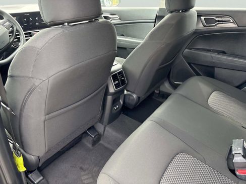New 2026 Kia Sportage LX image 16