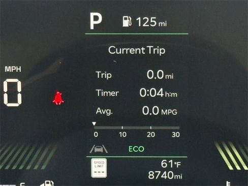 Used 2025 Kia Carnival EX image 16