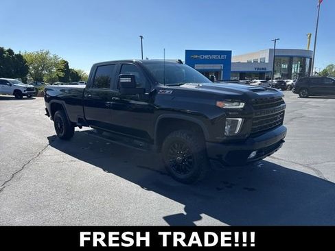 Used 2022 Chevrolet Silverado 2500 LT w/ Midnight Edition AWD/4WD image 1