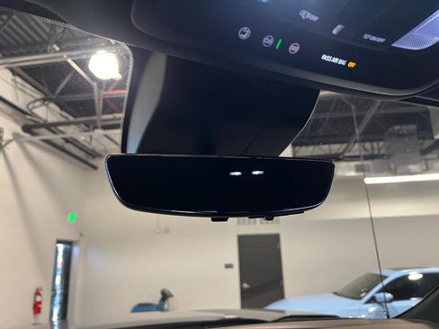 Used 2023 GMC Sierra 1500 AT4 w/ AT4 Premium Package image 23