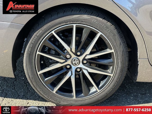 Used 2023 Toyota Camry SE w/ Audio Upgrade Package FWD image 11