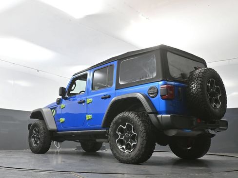 Used 2021 Jeep Wrangler Unlimited Rubicon 4xe w/ Cold Weather Group AWD/4WD image 31