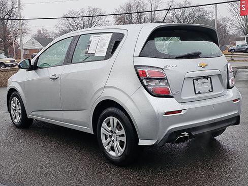 Used 2020 Chevrolet Sonic LT image 4