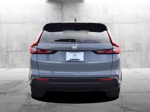 Used 2025 Honda CR-V EX image 6
