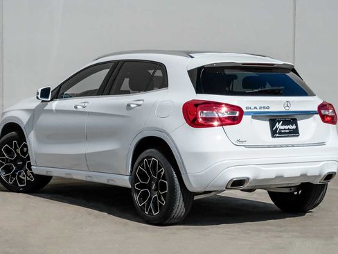 Used 2018 Mercedes-Benz GLA 250 image 11