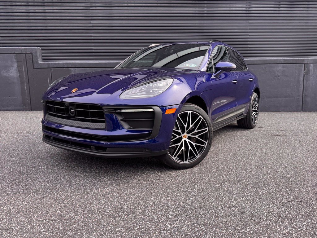 Certified 2026 Porsche Macan AWD/4WD image 1