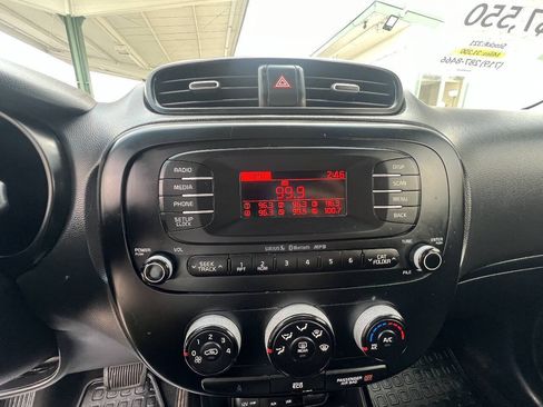 Used 2016 Kia Soul + w/ Eco Package FWD image 17