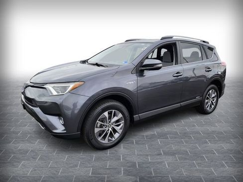 Used 2017 Toyota RAV4 XLE w/ All Weather Liner Package image 3