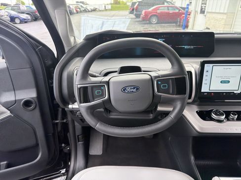 Certified 2025 Ford Expedition Max Active AWD/4WD image 34